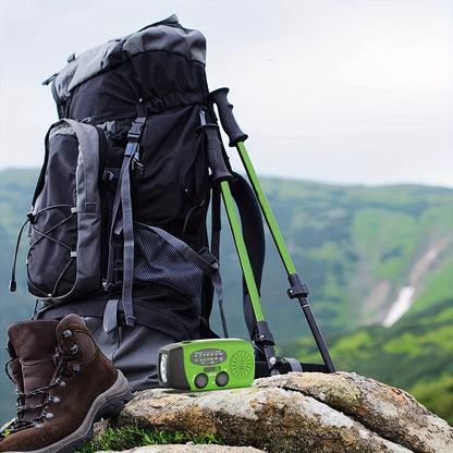 Solar & Hand Crank Emergency Radio/Flashlight